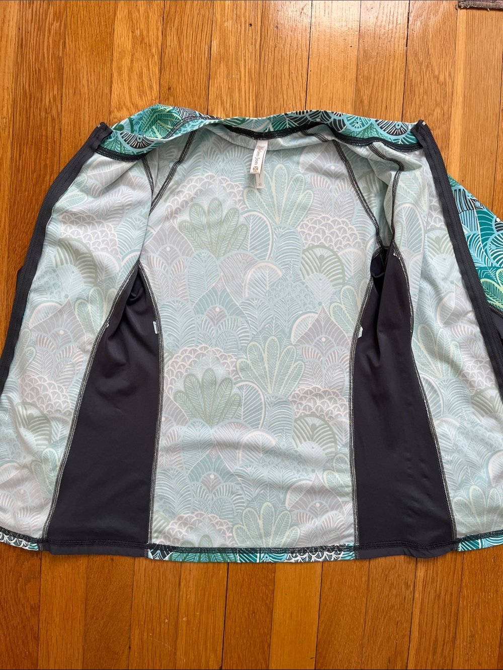 Helen Jon Rash Guard Full Zip Front Swim Beach Break Surf Shirt UPF Size XS - Picture 7 of 10